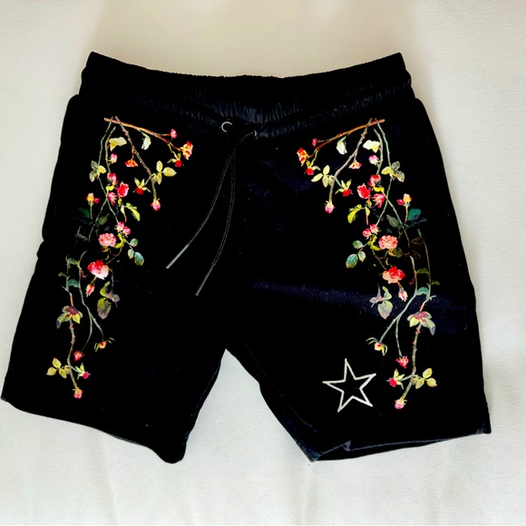 Burberry Cotton Rose Print Shorts size 8 - Picture 1 of 3